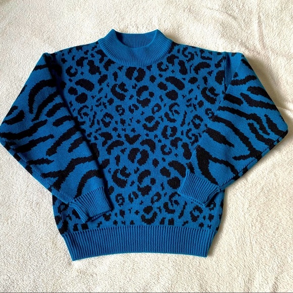 Vintage Sweaters - Eatonia vintage Animal Print Teal Acrylic sweater